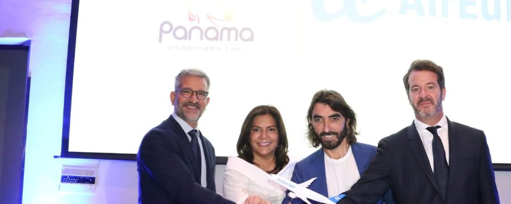 Firma de convenio entre el Fondo de Promoción Turística de Panamá (PROMTUR) y el grupo español Globalia, busca atraer 20 mil turistas a Panamá