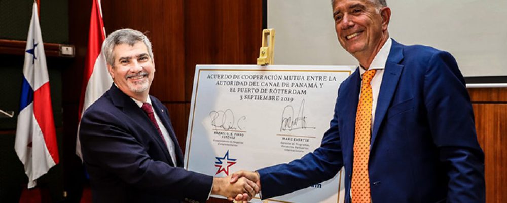 El Canal de Panamá firma un acuerdo con el Puerto de Róterdam